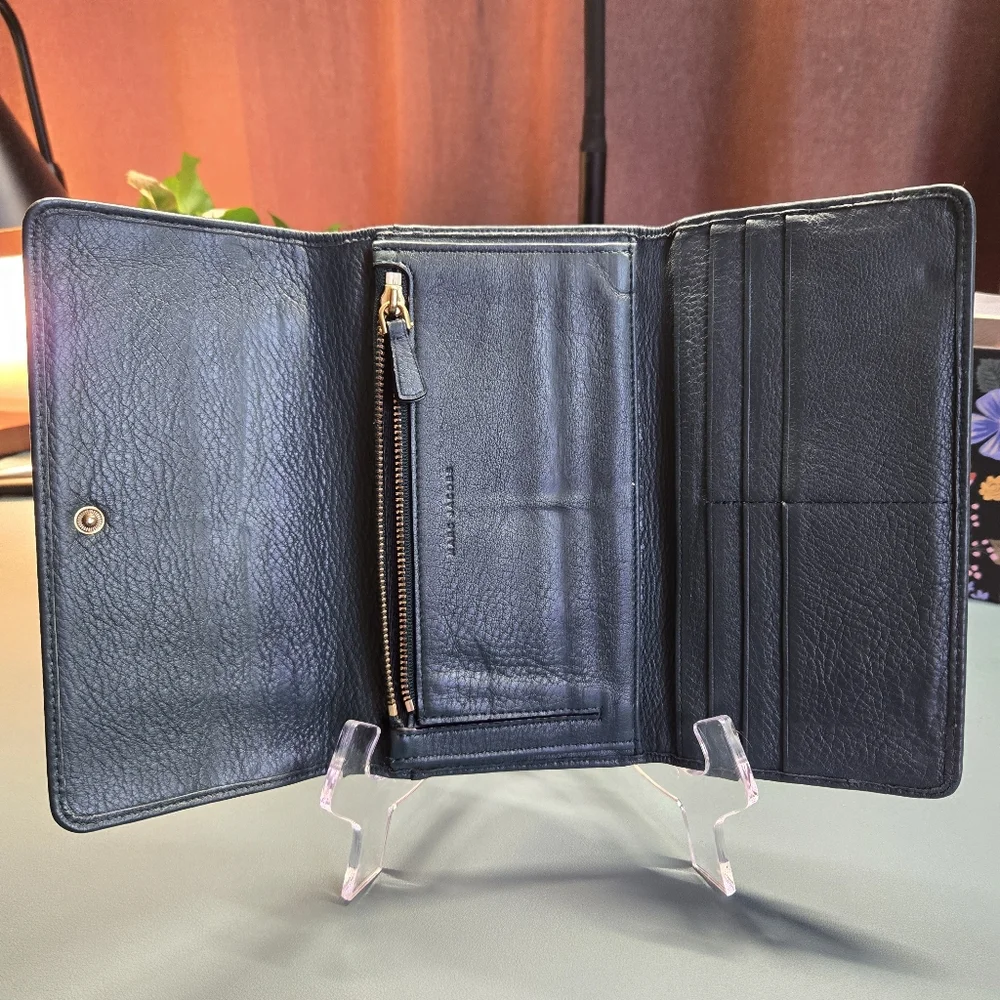MARC JACOBS Recruit Continental Tri-fold Green Leather Wallet